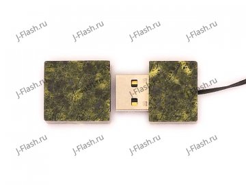 Открытая USB флешка из камня змеевик: вид сверху