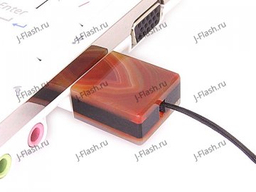 USB флешка из камня агат: в ноутбуке