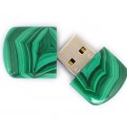 Открытая USB флешка из камня малахит: вид сверху