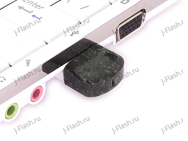 USB флешка из камня змеевик: в ноутбуке