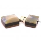 Открытая USB флешка из камня агат