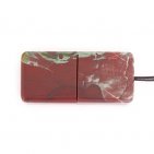 Закрытая USB флешка из камня яшма: вид снизу