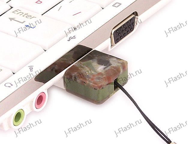 USB флешка из камня яшма: в ноутбуке
