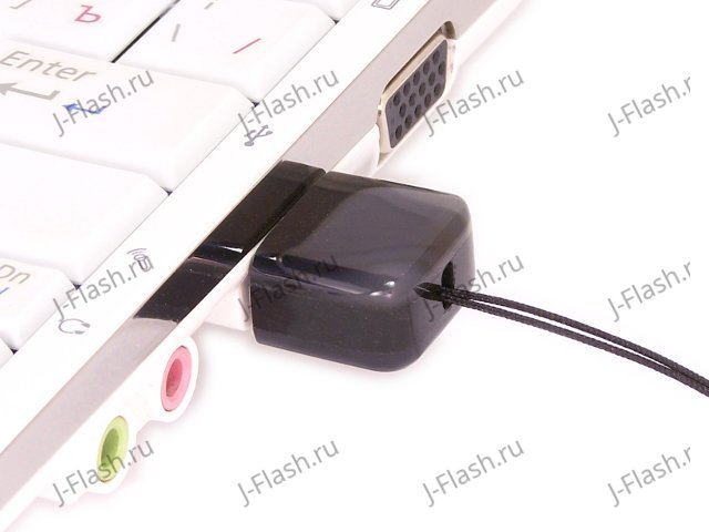 USB накопитель из черного агата: в ноутбуке