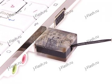 USB накопитель из черного агата: в ноутбуке