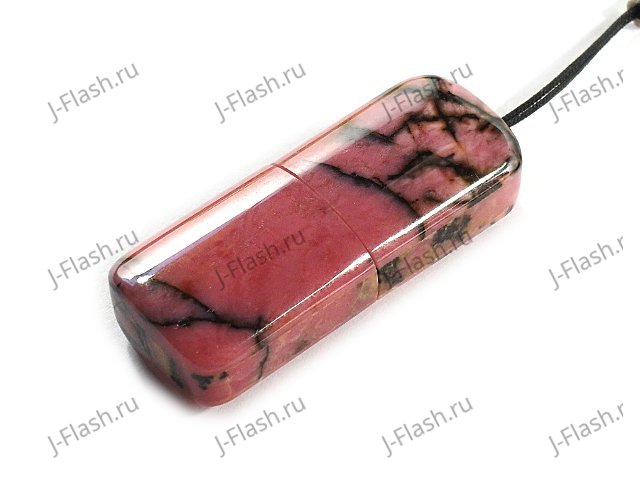 USB накопитель из родонита: общий вид