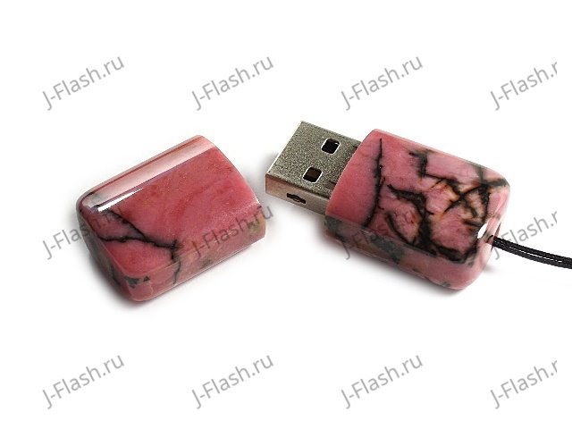 USB накопитель из родонита: открытая