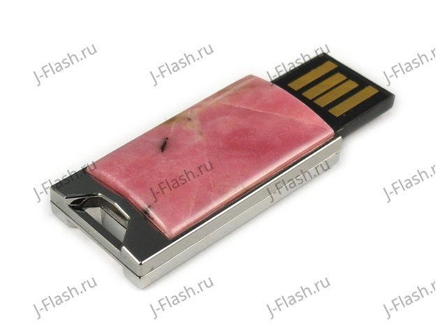 Флешка в металлическом корпусе с родонитом: USB разъем выдвинут