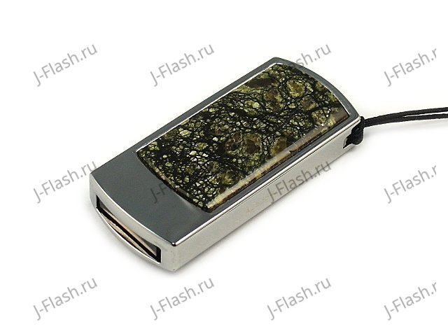 Подарочная USB флешка со змеевиком: общий вид