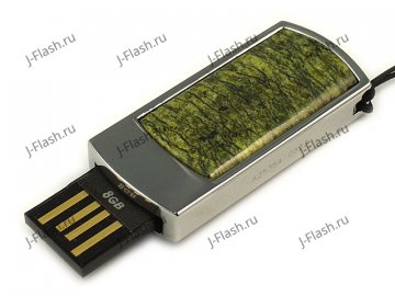 Сувенирная флешка со змеевиком: USB разъем выдвинут