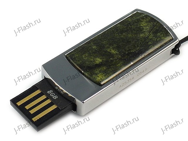 Сувенирная флешка со змеевиком: USB разъем выдвинут
