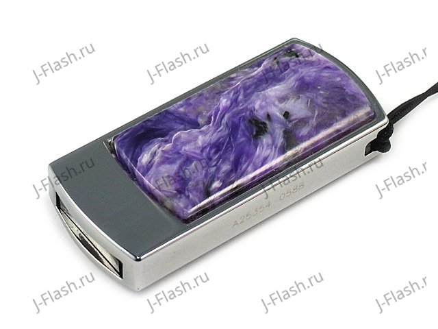 Сувенирная флешка с вставкой из чароита: общий вид