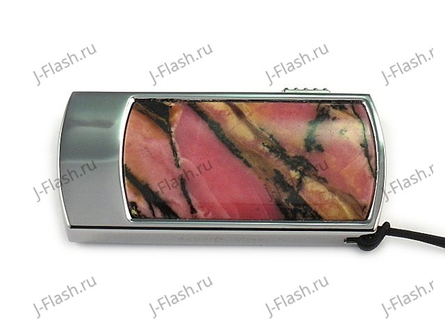 Флешка в металлическом корпусе с камнем родонит: вид сверху