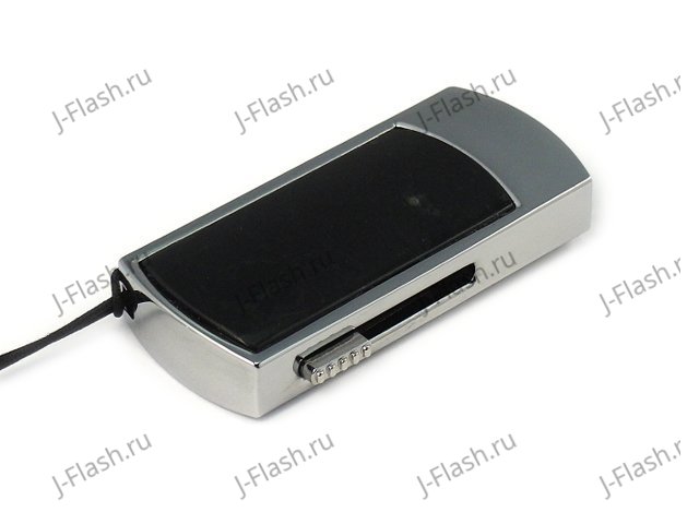 Флешка в металлическом корпусе с черным змеевиком: надежный фиксатор