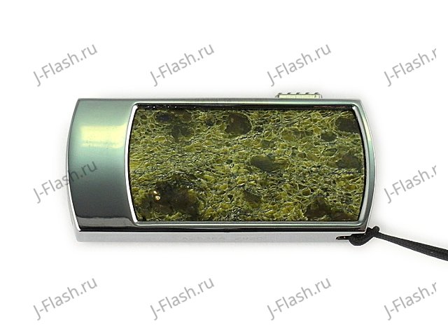 Флешка в металлическом корпусе с камнем змеевик: вид сверху