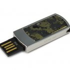 Подарочная флешка с гематитом: USB разъем выдвинут