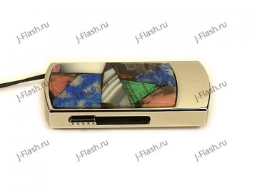 Сувенирная флешка с мозаикой: вид сбоку