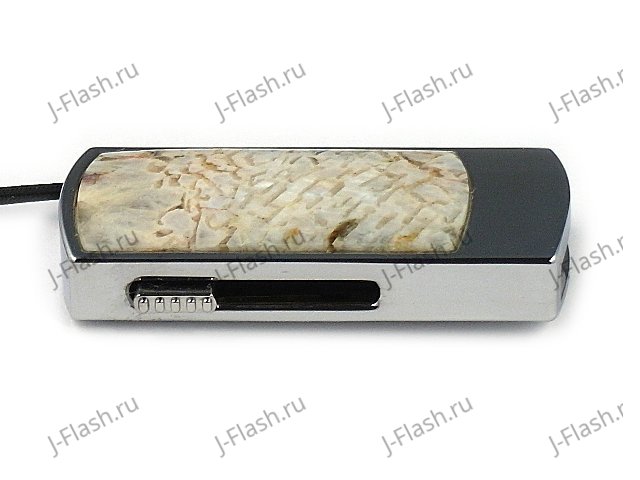 Сувенирная флешка с камнем беломорит: вид сбоку