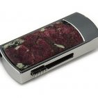 Флешка в металлическом корпусе с эвдиалитом: надежный фиксатор