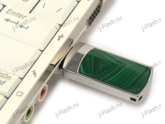 Малахитовая флешка: подключение к компьютеру