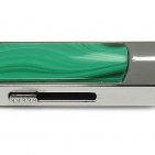 Праздничная флешка инкрустированная малахитом: вид сбоку