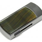 USB flash с тигровым глазом: надежный фиксатор