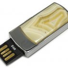 Промо флешки с агатом: разъем выдвинут