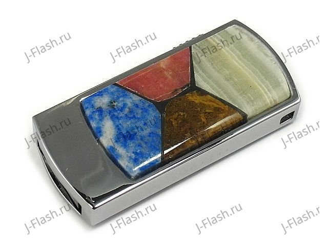 Подарочная флешка с мозаикой: общий вид