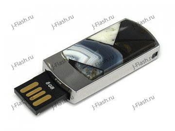 USB flash с мозаикой: разъем выдвинут