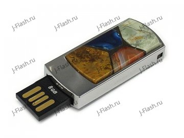 USB диск с мозаикой: разъем выдвинут