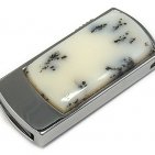 Флешка с белым моховым агатом: общий вид