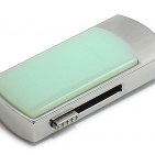 Рекламная флешка с хризопразом: надежный фиксатор